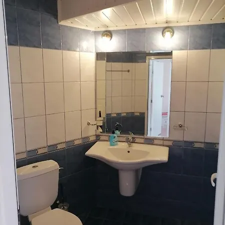 بيت ضيافة Vila Nami