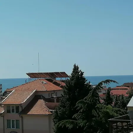 بيت ضيافة Vila Nami *