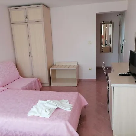 Vila Nami ساني بيتش