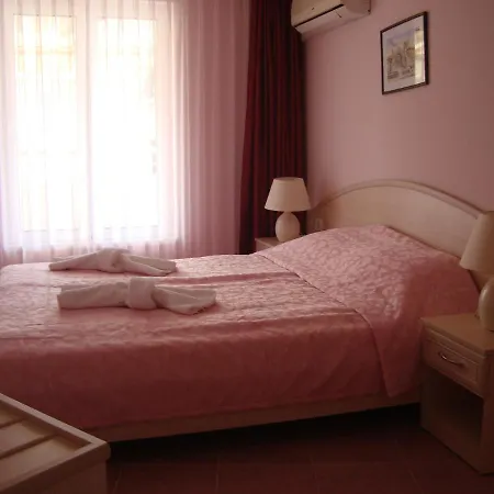 بيت ضيافة Vila Nami